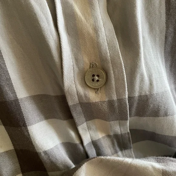 Burberry Women's Gray and White Check Shirt - Picture 6 of 8